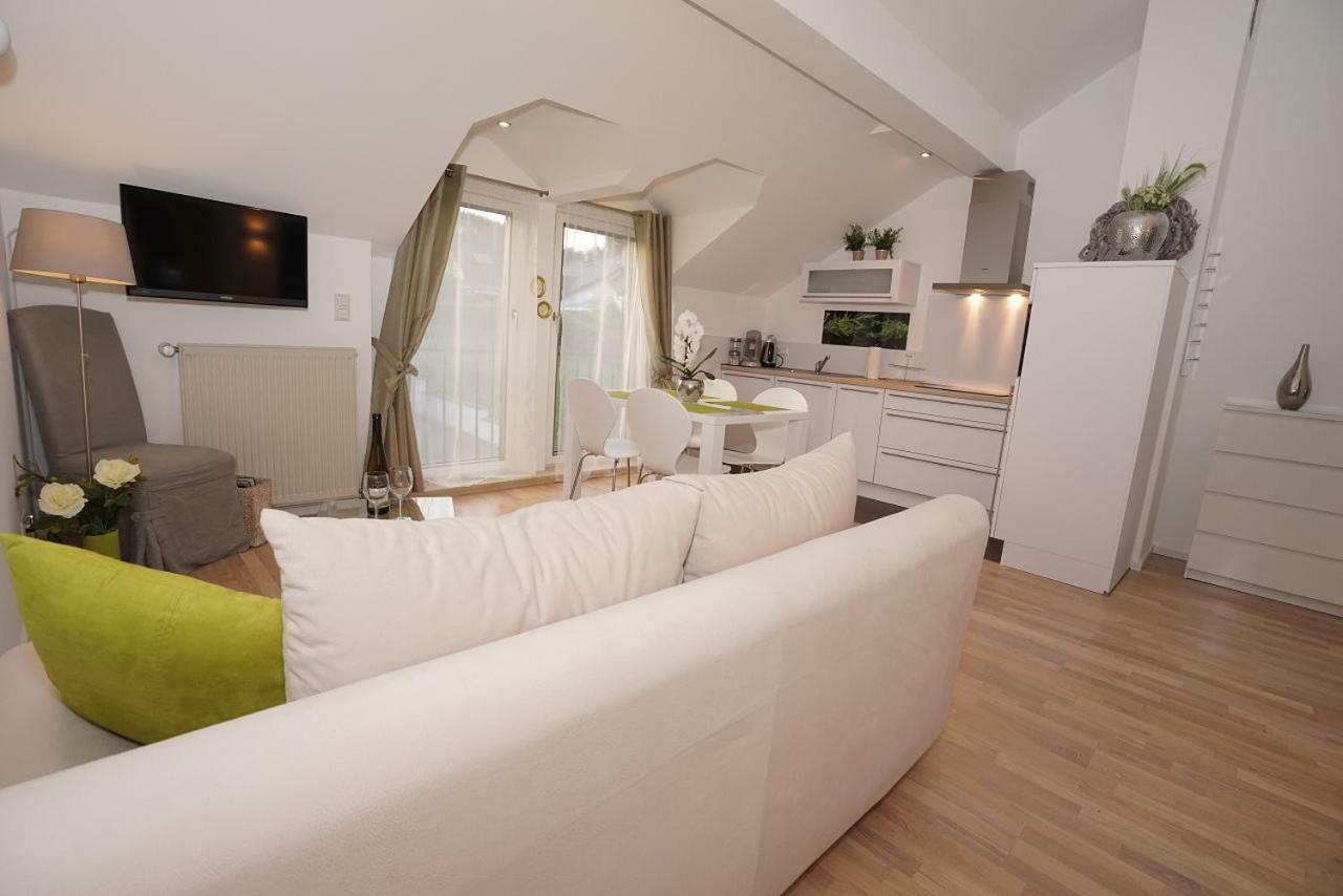 York Cottage Трабен-Трарбах Екстериор снимка